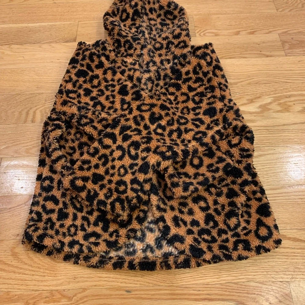 The Children's Place Brown and Black‎ Teddy Jacket Youth 6/7